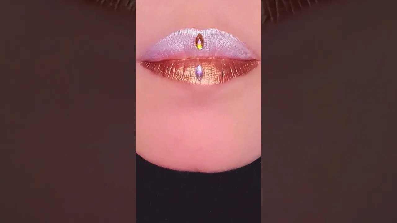 Lip Makeup Tutorial Lip Art Glitter #makeup #shorts #short #viral #shortvideo #lipswatches #grwm