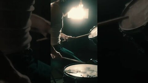 NEW SONG 'SETTLE DOWN' OUT NOW!