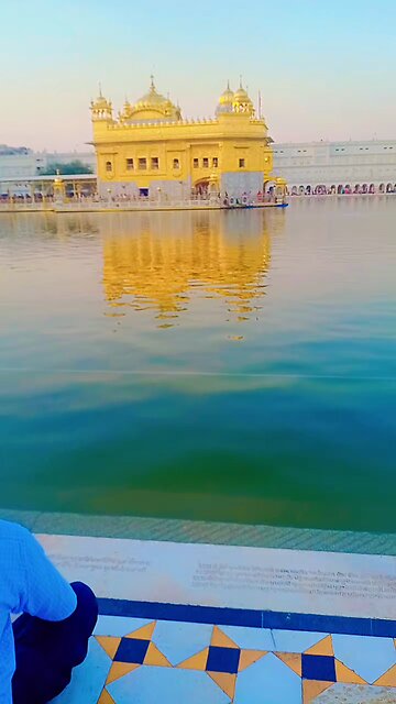 ਗੁਰਬਾਣੀ ਸਰਵਣ ਅੰਮ੍ਰਿਤਸਰ ਸਾਹਿਬ