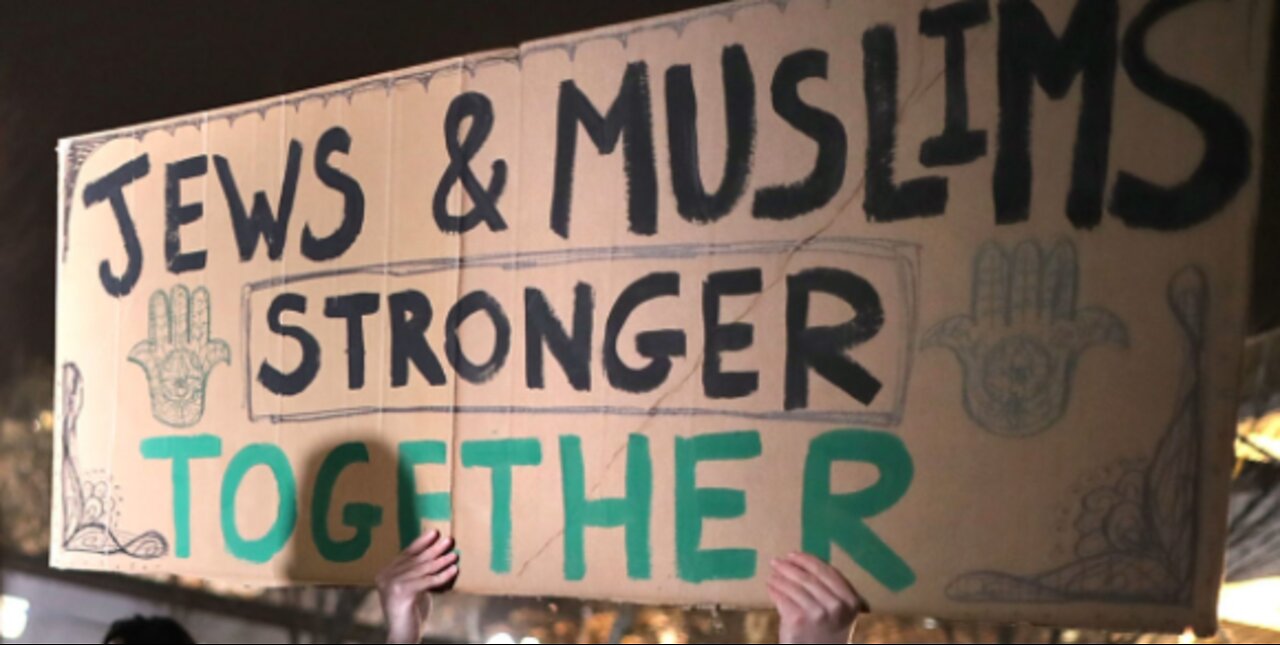 (mirror) On white nationalists cucking for Muslims who hate them --- Martinez Perspective
