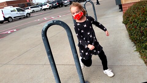 Carly Kid can have Fun Anywhere! Run Run Run