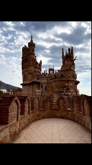 Colomares Castle