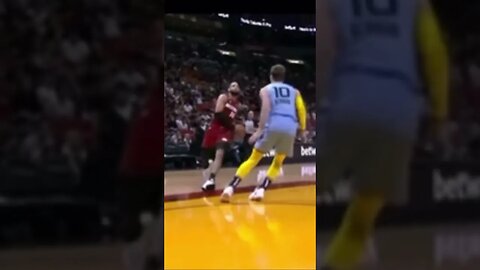 Caleb Martin Dunks on Luke Kennard #shorts #miamiheat #nba