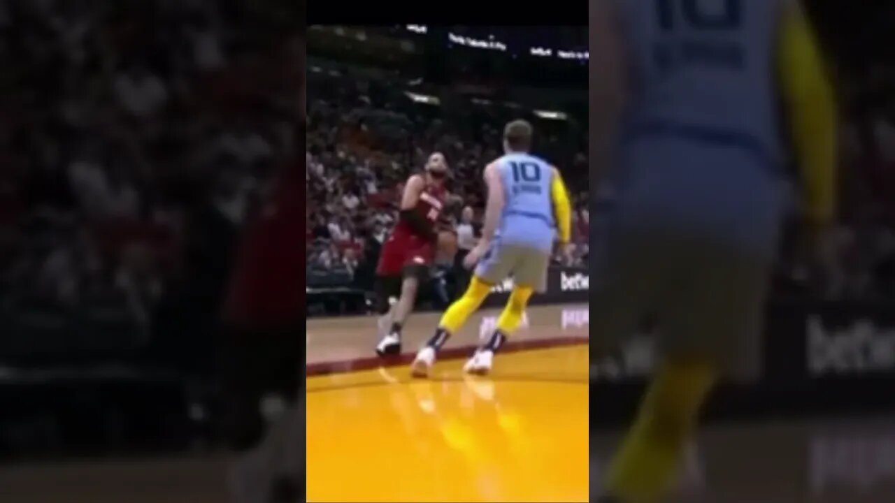 Caleb Martin Dunks on Luke Kennard #shorts #miamiheat #nba