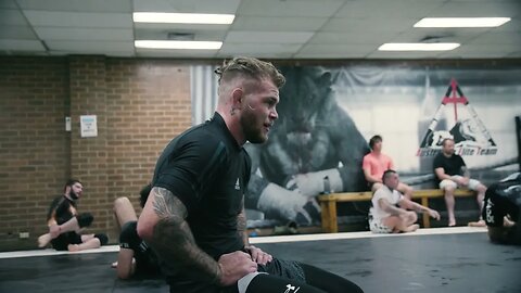 UFC fighter does BJJ! Jake Matthews Vlog - BJJ session