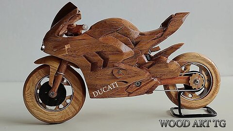 Wood Carving - Car Ducati v4 2021 - Woodworking art