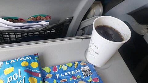 On board service LATAM 3525