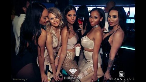 Manchester City Night Life Of Girls on Street
