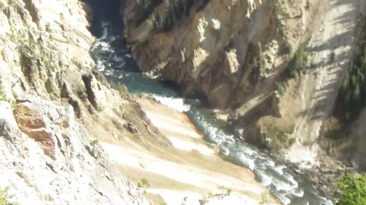 The Grand Canyon of the Yellowstone