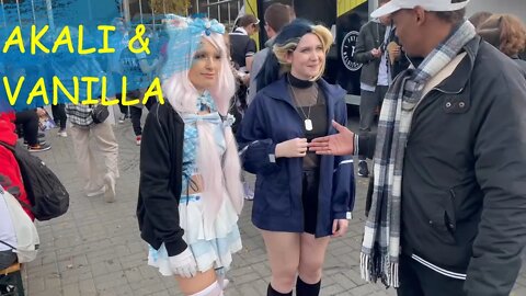 I met Nekopara Vanilla and Akali from League of Legends at a Cosplay event in Poznan Poland