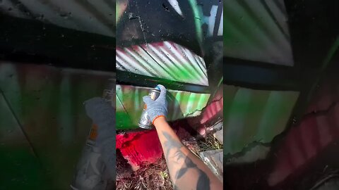 SICK SELF-PORTRAIT GRAFFITI PIECE 😳 #graffitiart #graffiti #shorts