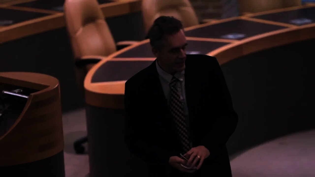 Jordan Peterson beskriver hvorfor hykleriske feminister elsker det kvindeundertrykkende islam.