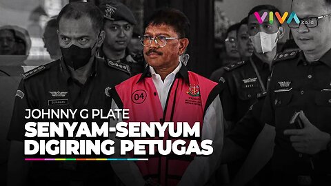 Tampang Johnny G Plate Pakai Rompi Pink Digiring Petugas Kejagung