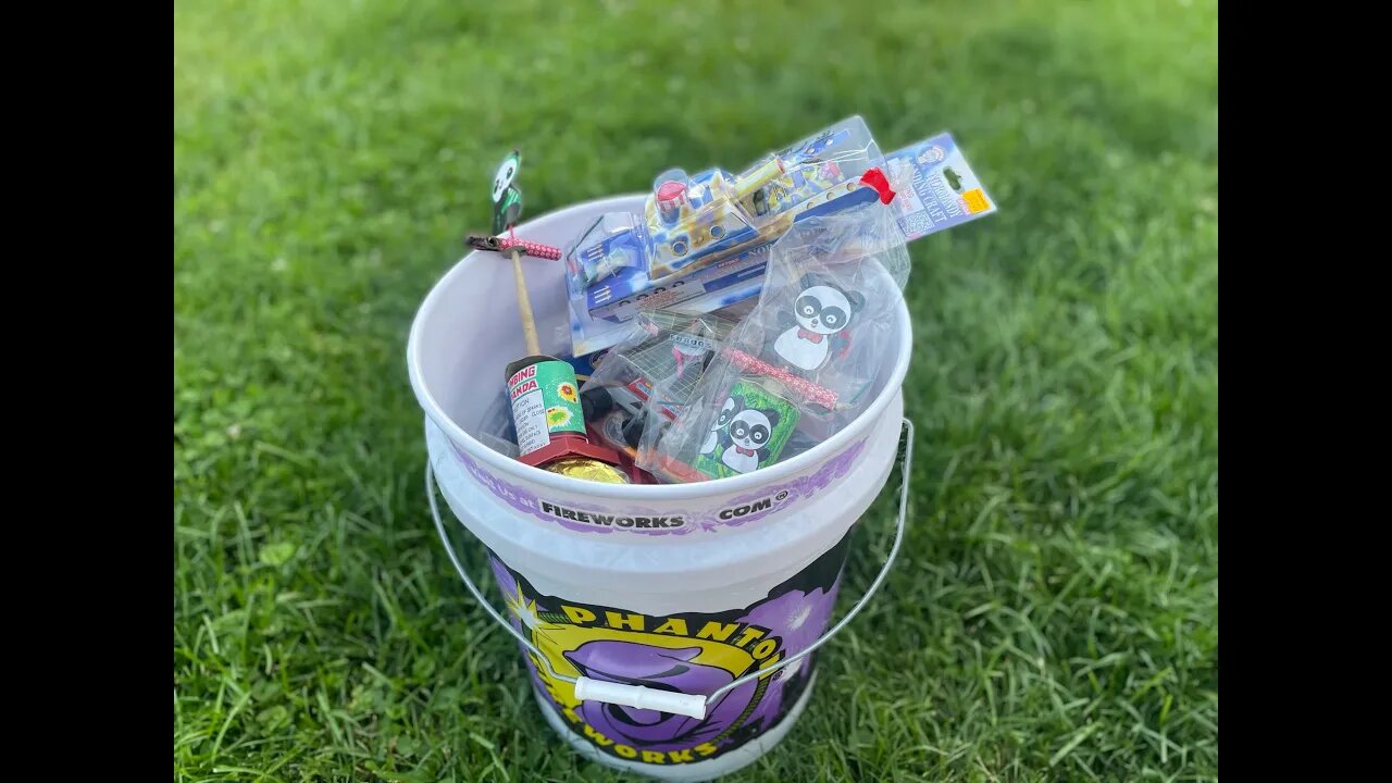 4th Of July Fireworks! Enjoy A Bucket Of Fun!