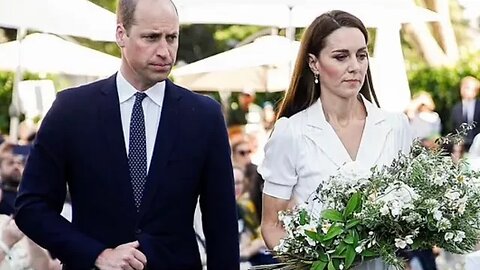 Royal Updates, Backing the wrong horse and a message