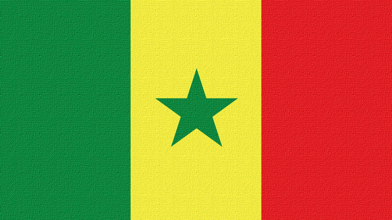 Senegal National Anthem (Instrumental) Pincez Tous vos Koras, Frappez les Balafons