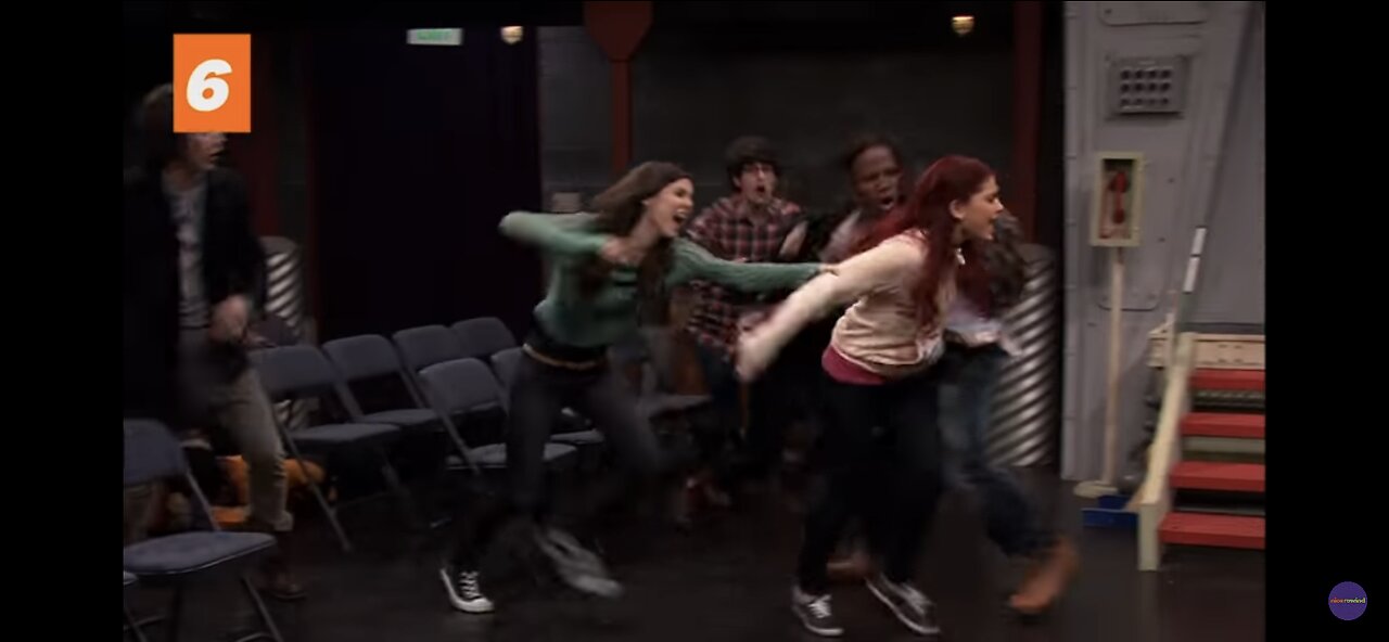 Ariana Grande’s Most Savage Moments as Cat Valentine 🐱