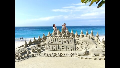 Let's go together and admire the breathtaking Philippine sea.