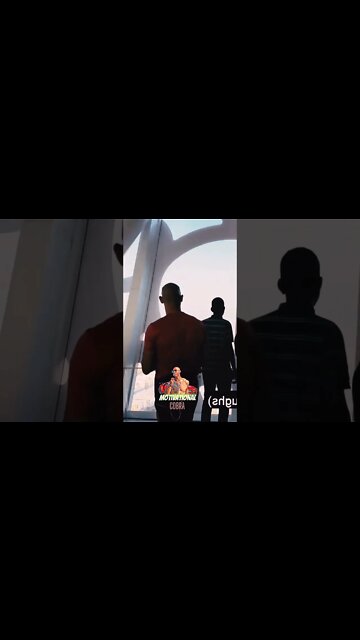 Andrew Tate Afraid of the heights in Dubai 😲#bugatti #dubai #shorts #trending #ufc #andrewtate