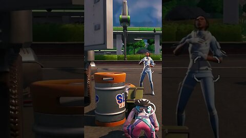 Got jumped by this toxic player. #shorts #tiktok #fortniteshorts #fortnitebr #memes #fortnitetiktok