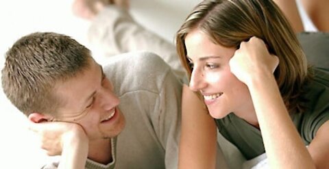 10 Psychological Tricks That Work With Girls