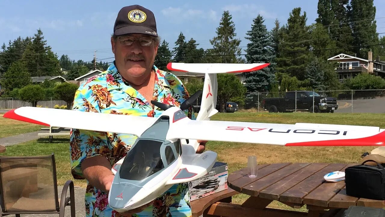 E-flite ICON A5 1.3m Amphibious RC Plane's Maiden Flight With Bill On Lake Whatcom