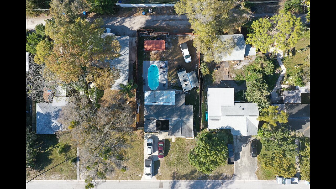 Charleys Overhead RV Shot