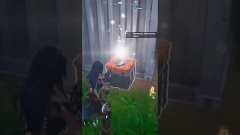 Roube anotações no pouso SOS #fortnite #shorts