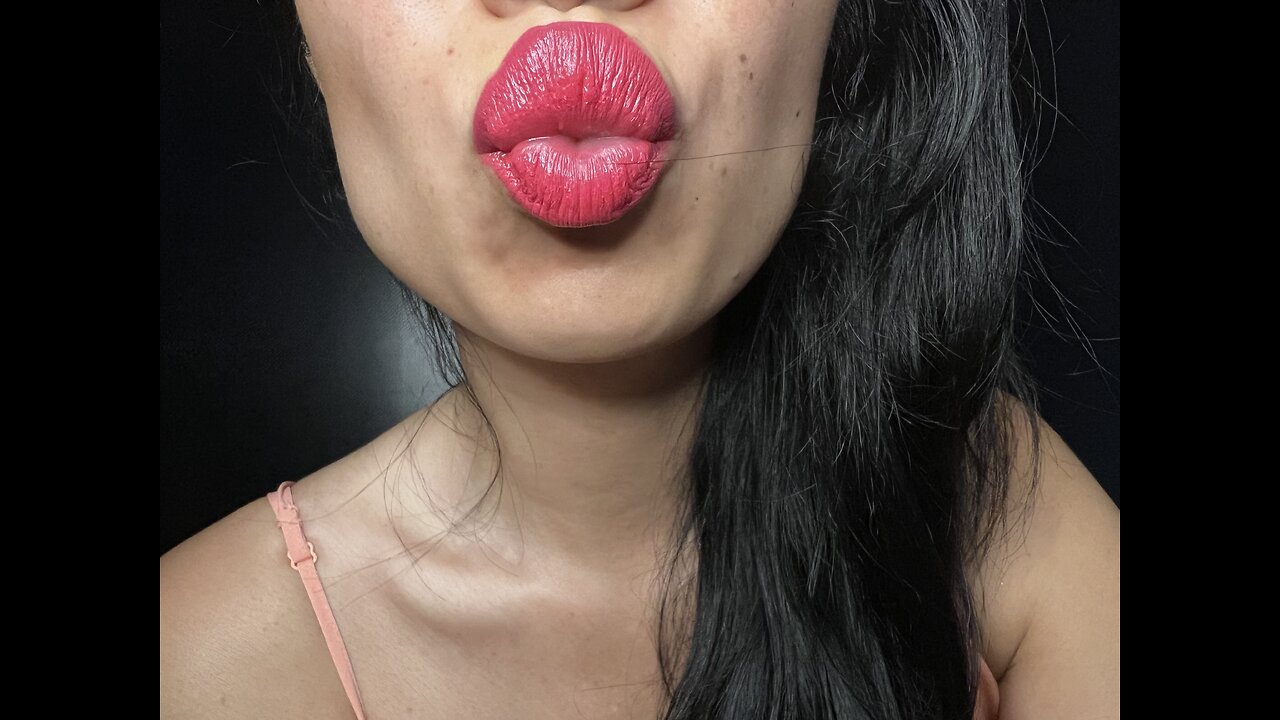 ASMR WOULD YOU KISS ME LIKE THIS?