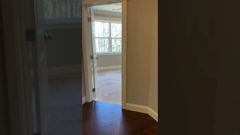 Sixty Second Home Tour 1030TeaOlive Rackley short Richard Rackley tours a home in one minute