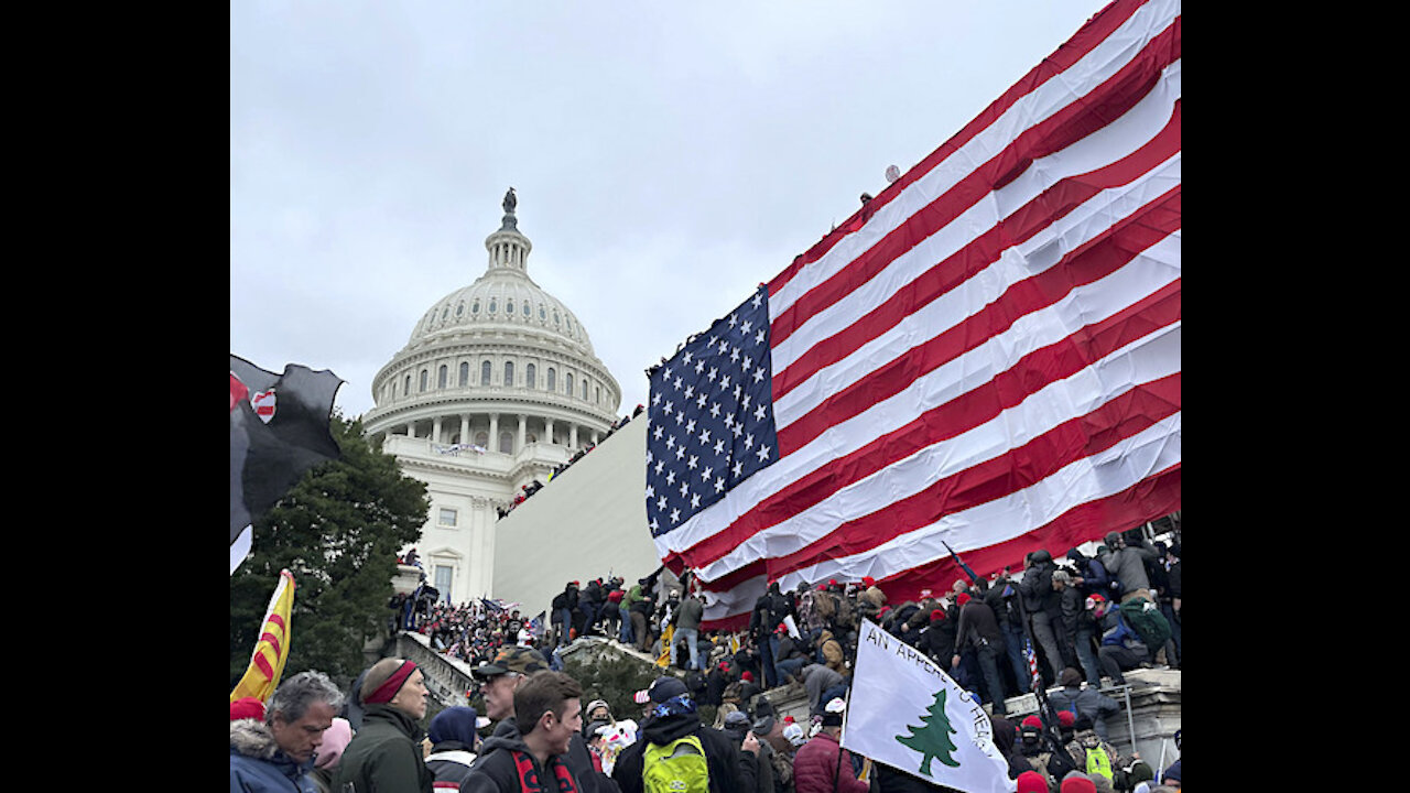 Trump Lawyers Seek to Take Jan. 6 Docs Case to Supreme Court
