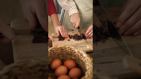 People Cutting Chocolate Bars Into Pieces|#short |#chocolate |