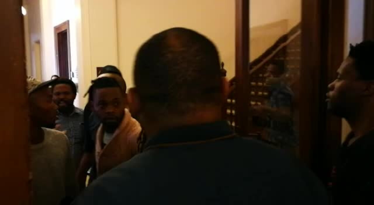 Members of Black First land group ejected from Parliament (gYj)