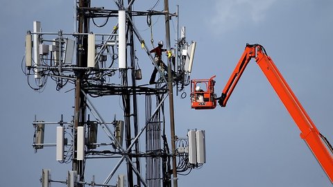 The US Won 4G, But It's Falling Behind In A Contested 5G Race