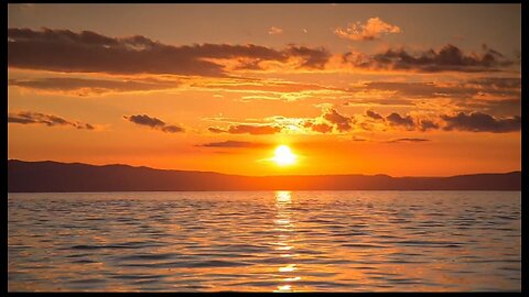 Relaxing deep sleeping calm music