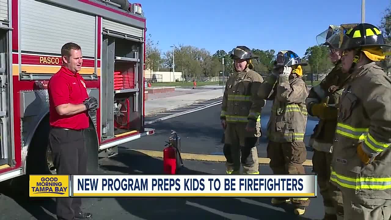 Course teaches high school students how to become a firefighter