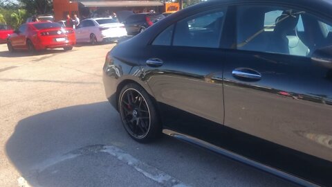 Esportivo carros preparado