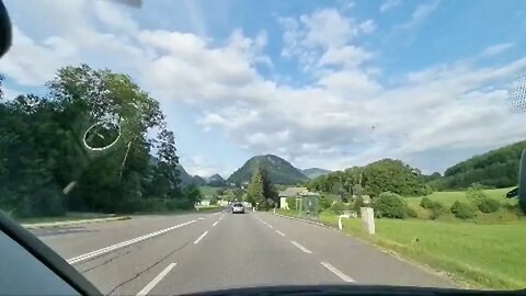 Highlight 1:00:18 – 1:05:15 von LIVE Driving and Discovering Austria: An Unforgettable European Adv