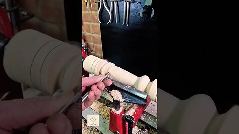turning x-mas tree #joinery #turning #shortswithcamilla #x-mas #xmastree
