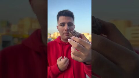 CEA MAI SCUMPA BOMBOANA DIN ROMANIA #oguritamica #mancaciosul #mancare