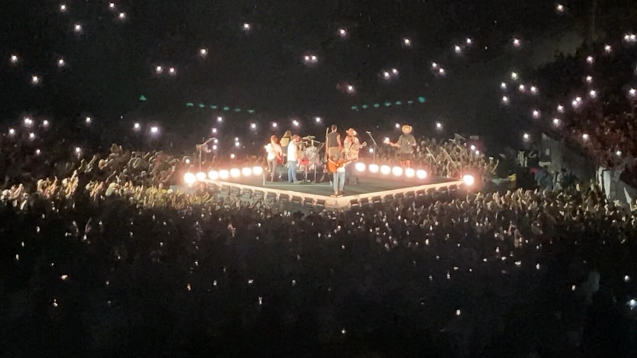 Zach Bryan - “Revival” LIVE 2024 Tampa