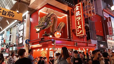 excited country in japan | walk night view in osaka #japan #osaka #dontonburi #travel #trip #asia