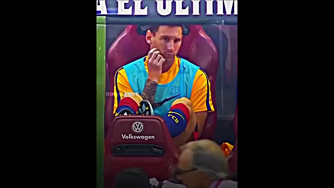 The joy of the opposing team when Messi is off the field 😎