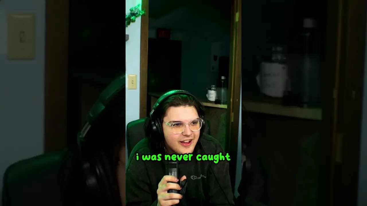 Using What as a Fl*sh Light 🤣 #shorts #funny #funnymoments #comedy #redditstories #reddit
