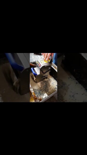 Placing a coolant filter in the tank for fast cleaning