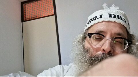 הכא כיון דמינול לא מקרי קבר התם מימר אמר הי מינייהו דשפיר שפיר ודלא - שיר נ נח מסכת בבא בתרא דף קב