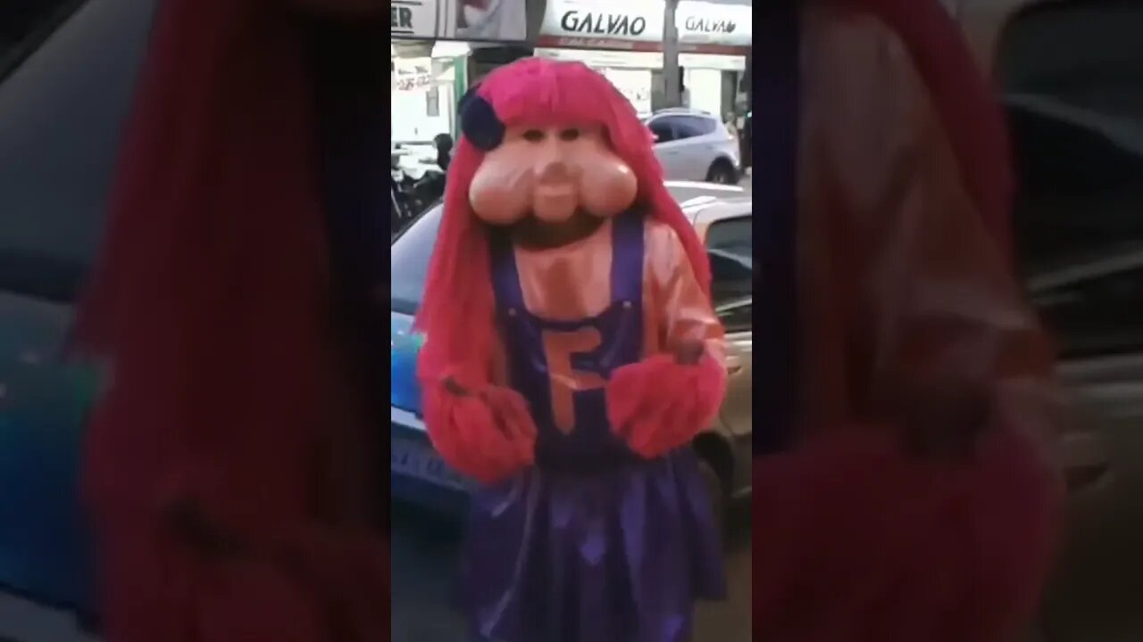 OS REIS DOS PASSINHOS, DANÇANDO FOFÃO, CHAVES, PATATI E O MÁSKARA NA CARRETA DA ALEGRIA, LIKE