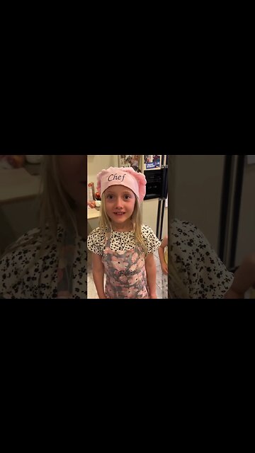 **Bake 350 for 25 minutes Jeff 👩🏻‍🍳🍕⚪️ #familyvlogs