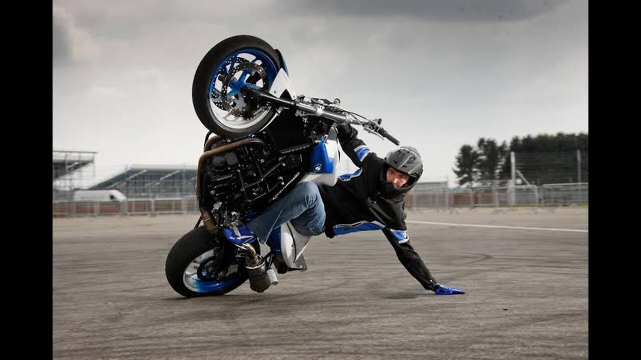 Bikers, bike stunt, Bike jump, bike jumping, bike lovers status video