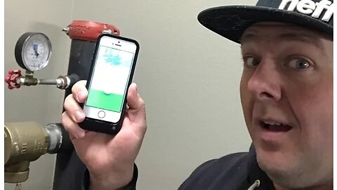 (360 Video) Pokèstop in the Stairwell!